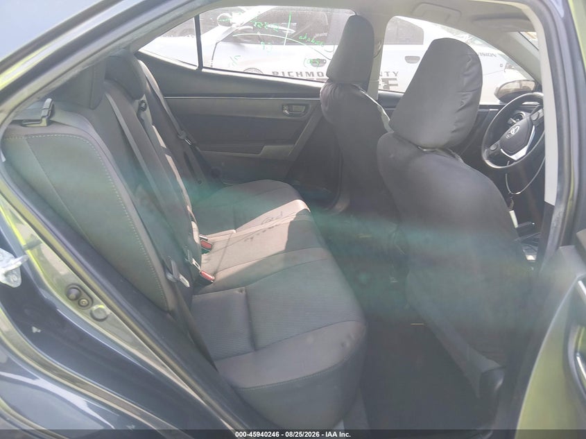 2019 TOYOTA COROLLA auction photo 8