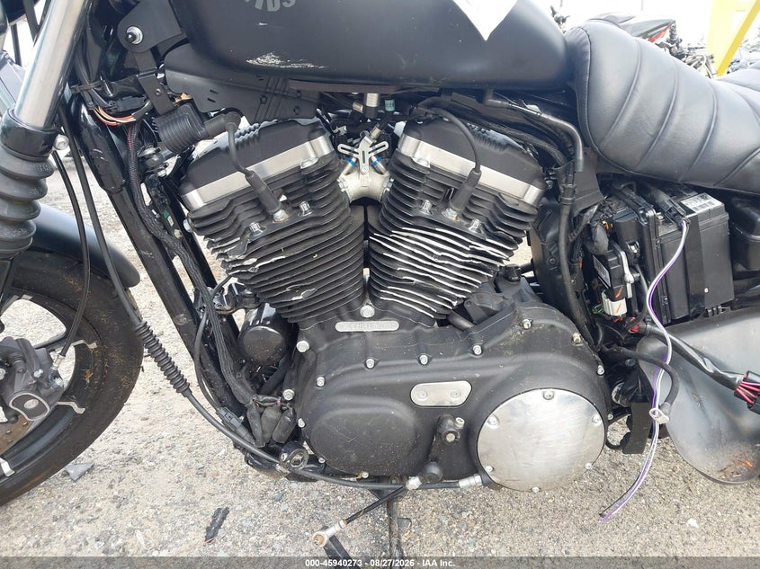 HARLEY-DAVIDSON XL883 2021