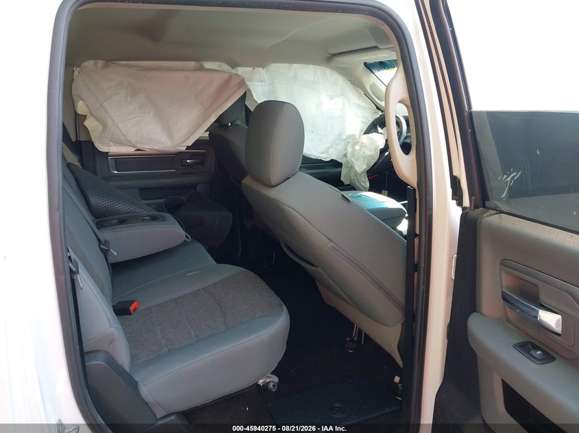 2016 RAM 1500 auction photo 8