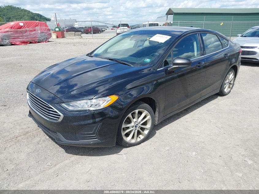 2020 Ford Fusion, Right Front, IAAI, VIN 3FA6P0LU1LR163707 — photo 2
