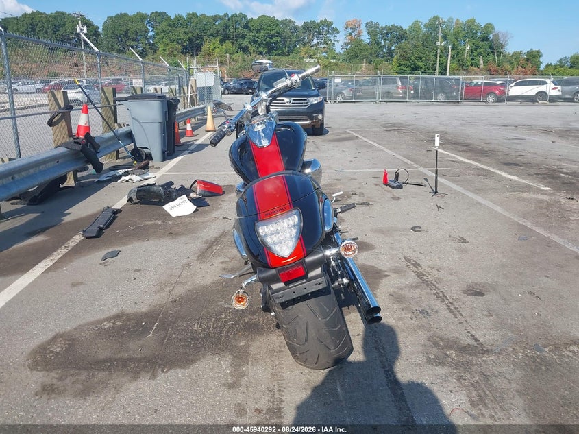 2011 SUZUKI VZR1800 auction photo 6
