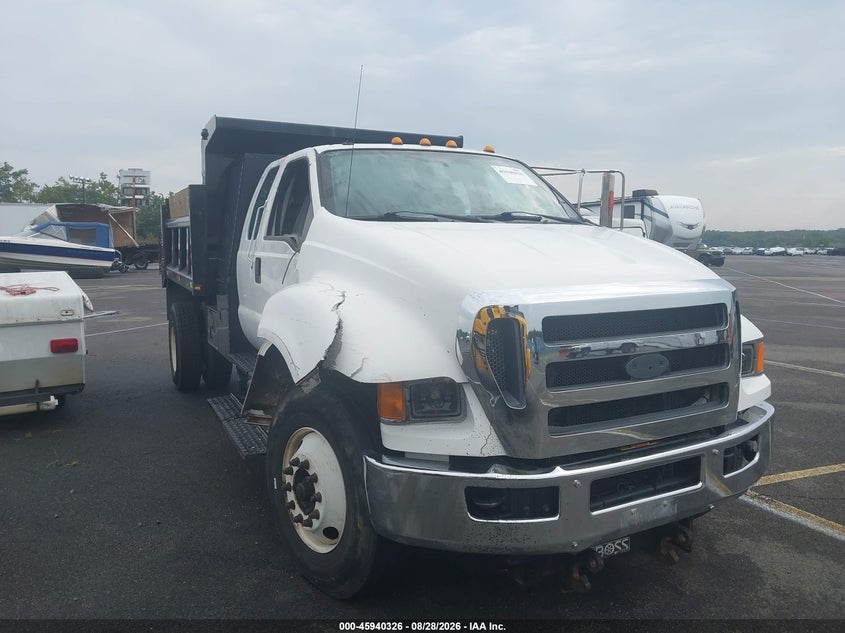 2015 FORD F-750 — zdjęcie z aukcji