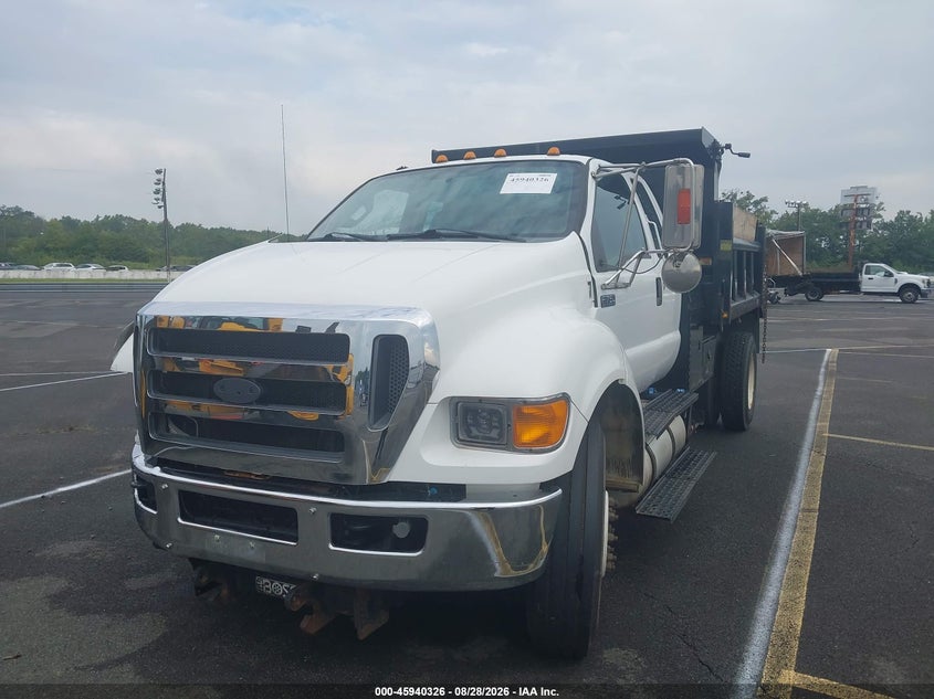 2015 FORD F-750 — zdjęcie 2