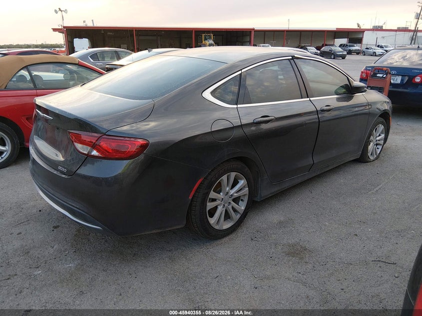 2015 CHRYSLER 200 auction photo 4