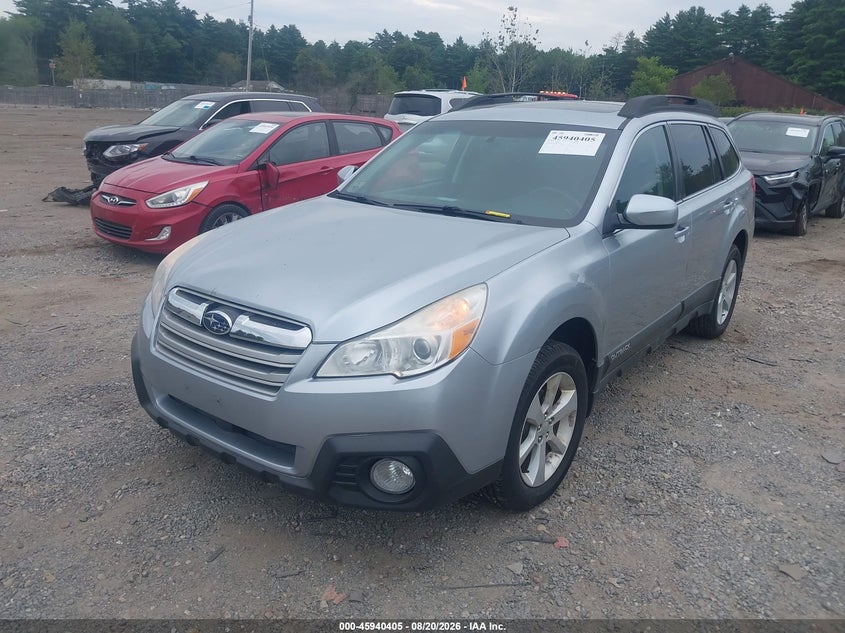 2013 Subaru Outback, Normal Wear & Tear, IAAI, VIN 4S4BRBGC0D3201360 — photo 2