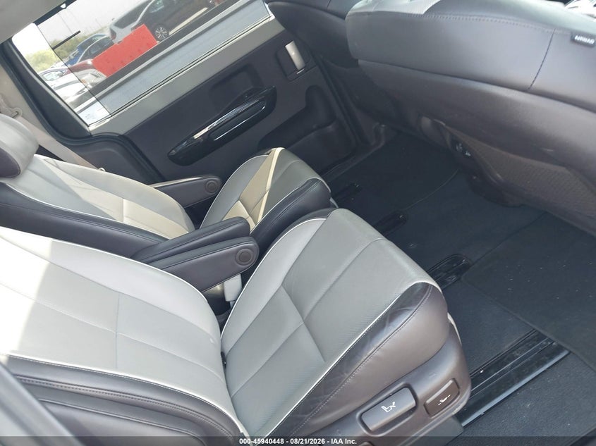 2016 KIA SEDONA auction photo 8