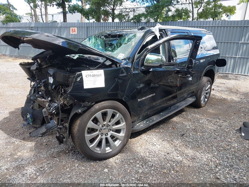 2026 Chevrolet Suburban, Front End, IAAI, VIN 1GNS6FKD1TR123209 — photo 2