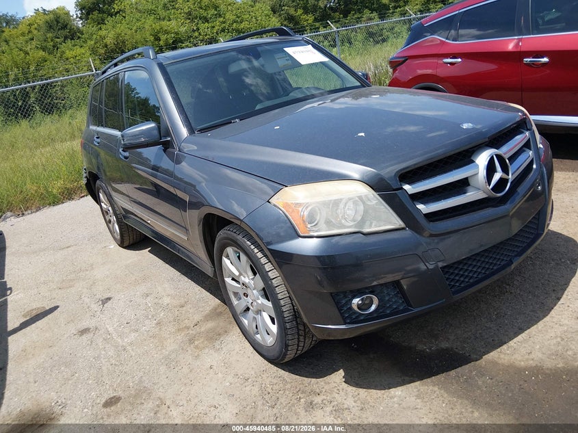 2011 MERCEDES-BENZ GLK 350 — zdjęcie z aukcji