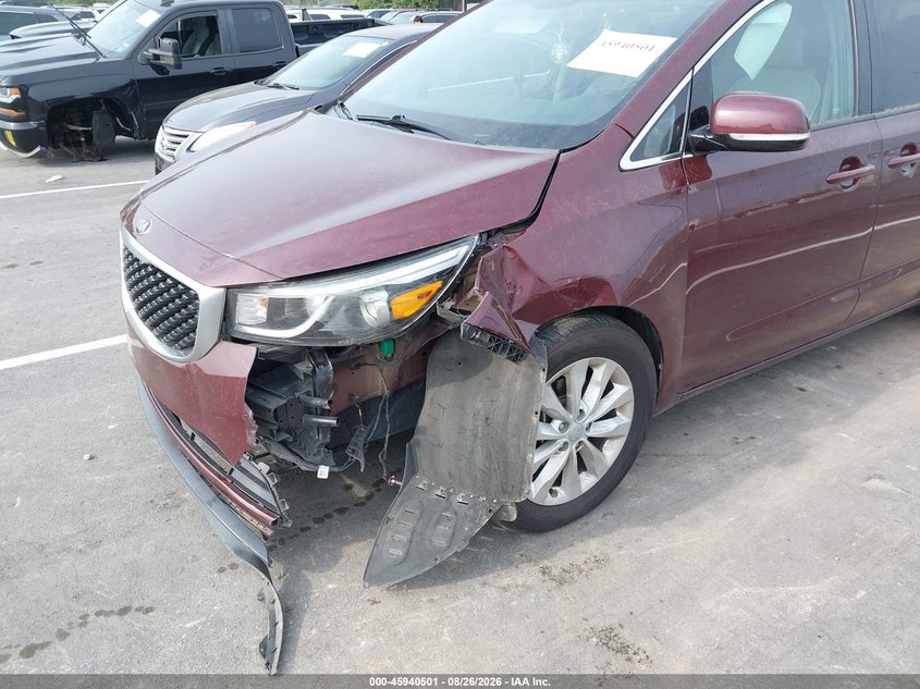 2016 KIA SEDONA auction photo 6