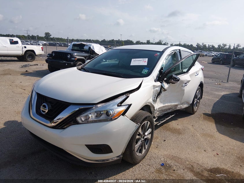 2017 Nissan Murano S, Left Side, IAAI, VIN 5N1AZ2MGXHN159311 — photo 2