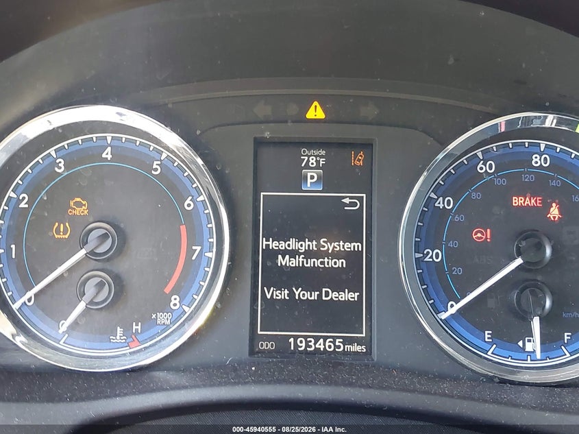 Фото 7 - TOYOTA COROLLA