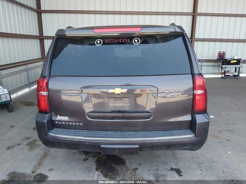 CHEVROLET SUBURBAN - zdjęcie 16