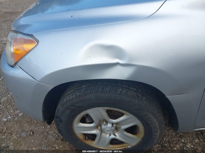 2011 TOYOTA RAV4 auction photo 6