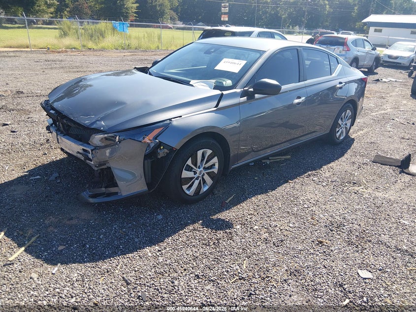 2024 Nissan Altima, Front End, IAAI, VIN 1N4BL4BVXRN327303 — photo 2