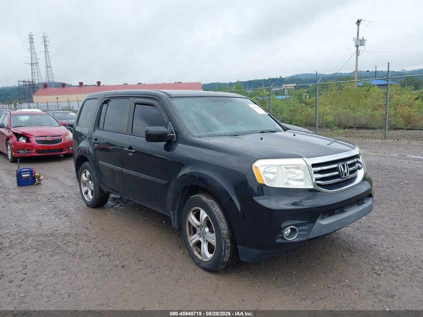 2013 HONDA PILOT auction photo 1