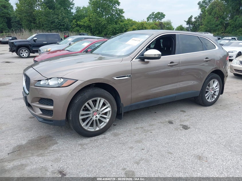 2017 Jaguar F-Pace, Normal Wear & Tear, IAAI, VIN SADCK2BN2HA086076 — photo 2
