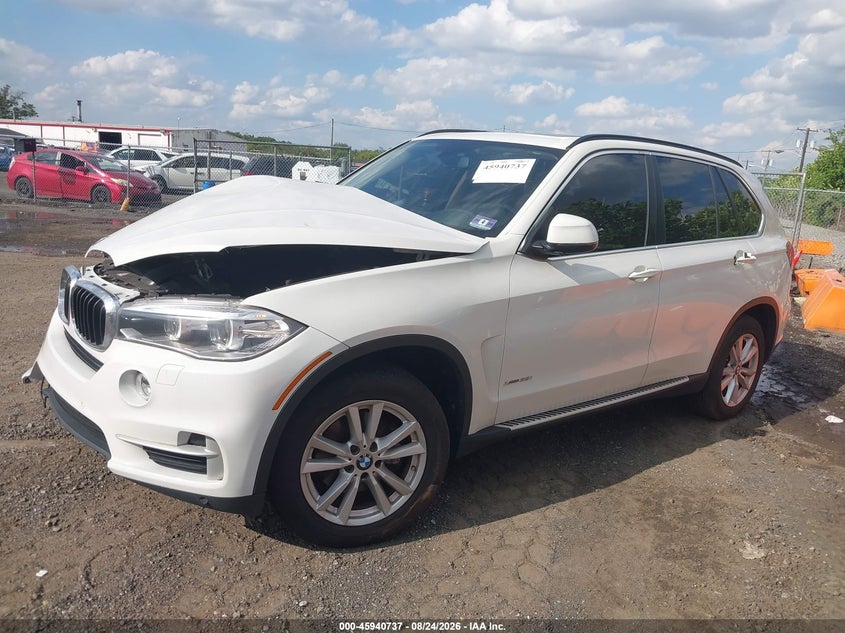 2015 BMW X5, Удар спереди, IAAI, VIN 5UXKR0C57F0K58173 — фото 2