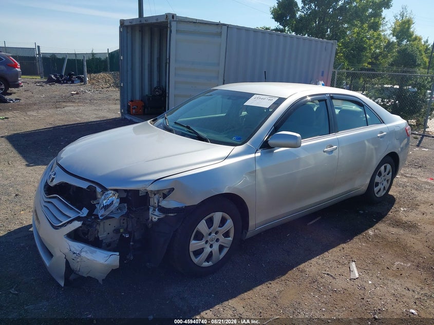 2010 Toyota Camry, Front End, IAAI, VIN 4T1BF3EK7AU033442 — photo 2