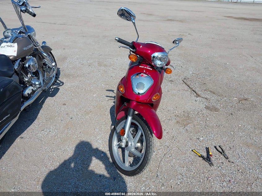 2010 KYMCO USA INC PEOPLE auction photo 5