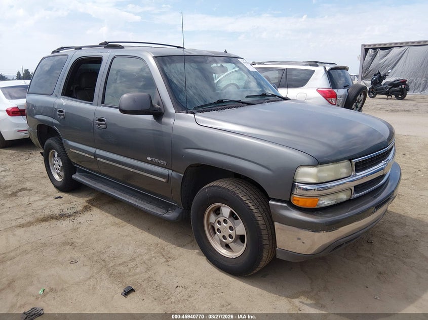 2002 CHEVROLET TAHOE auction photo 1