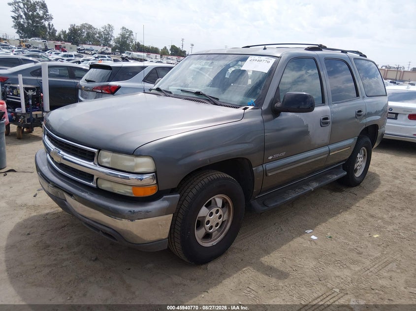 2002 CHEVROLET TAHOE auction photo 2