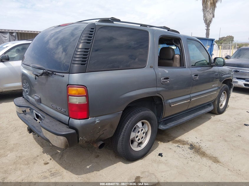 2002 CHEVROLET TAHOE auction photo 4