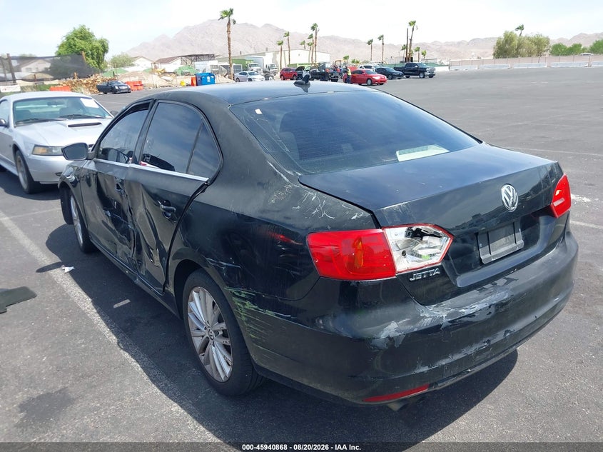 2013 VOLKSWAGEN JETTA auction photo 3