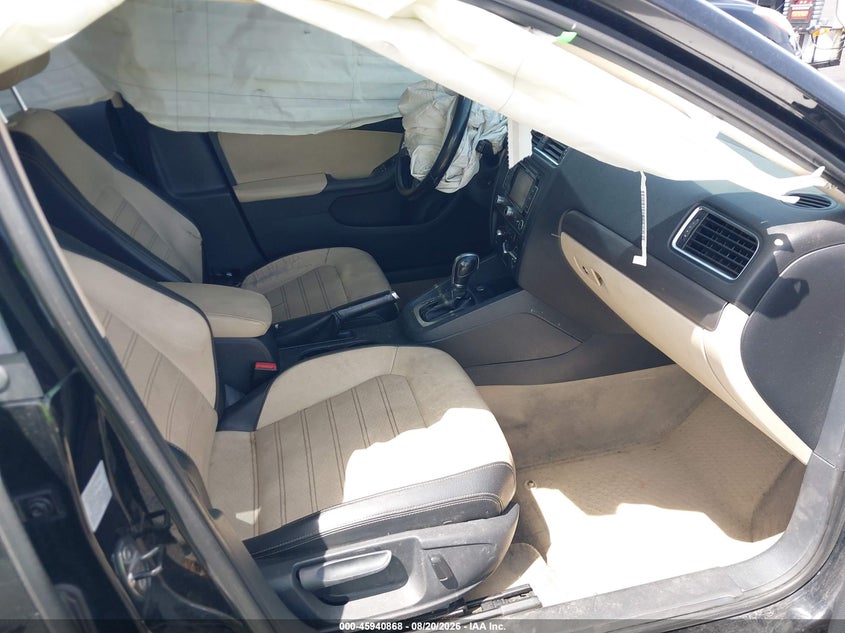 2013 VOLKSWAGEN JETTA auction photo 5