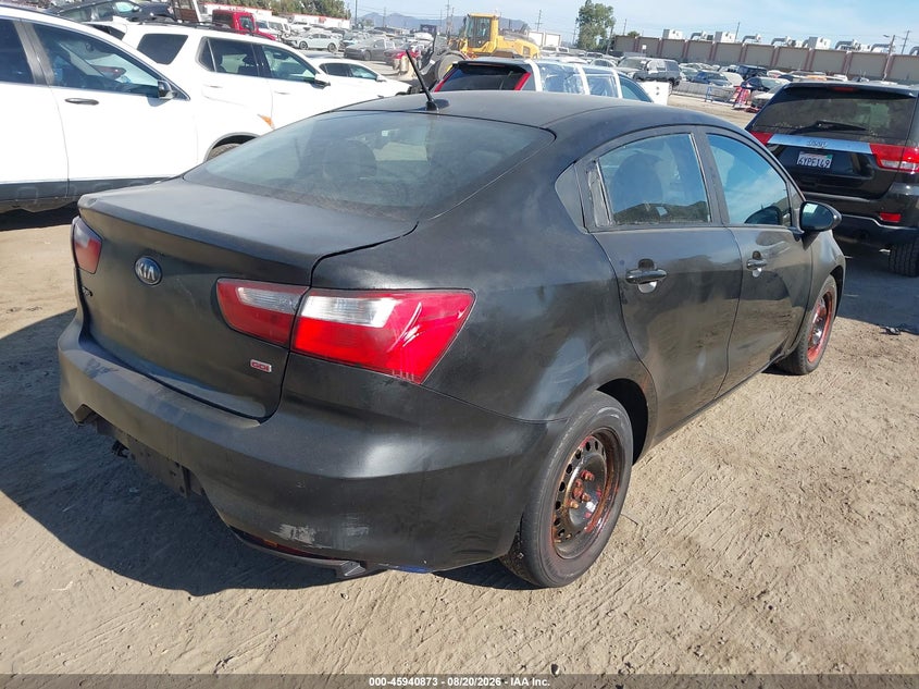2017 KIA RIO auction photo 4