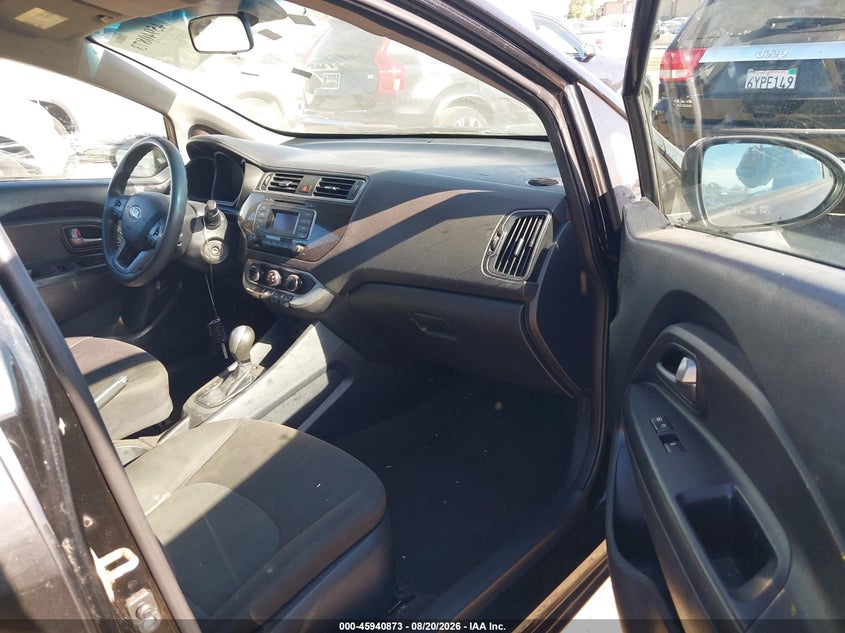 2017 KIA RIO auction photo 5