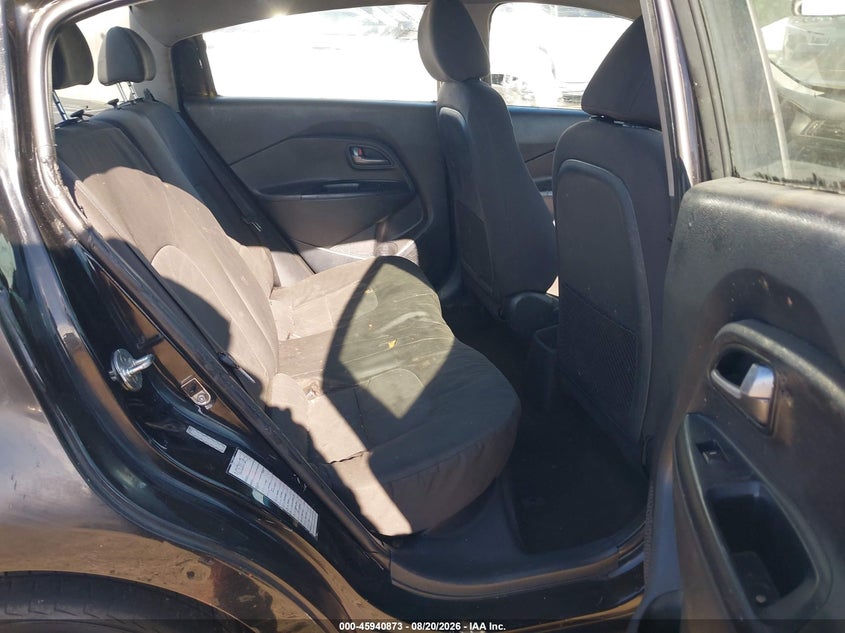2017 KIA RIO auction photo 8