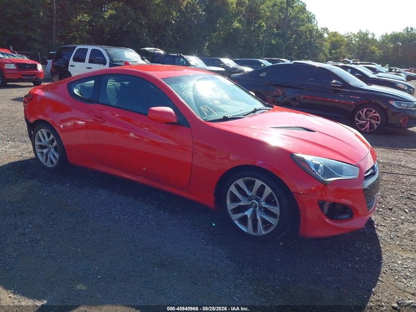 2013 HYUNDAI GENESIS auction photo 1