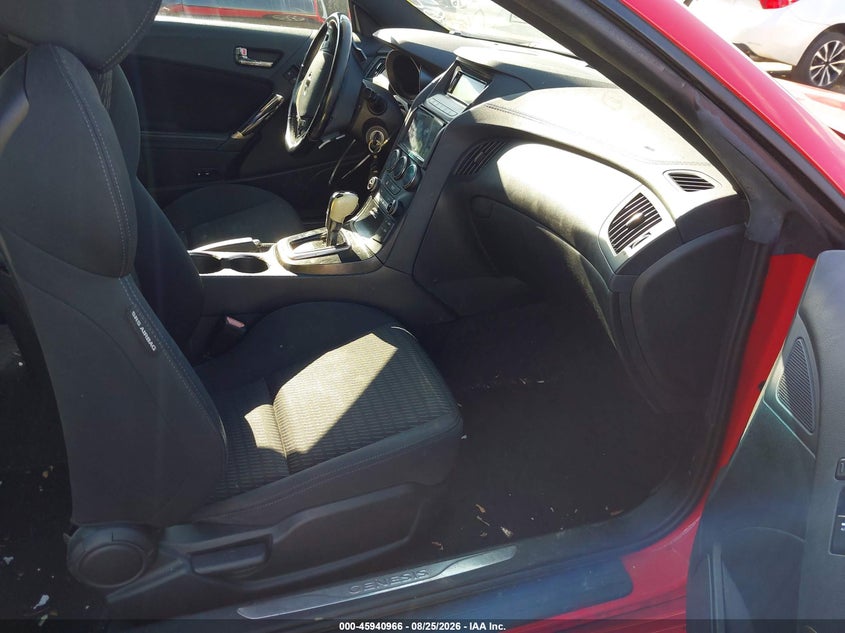 2013 HYUNDAI GENESIS auction photo 5