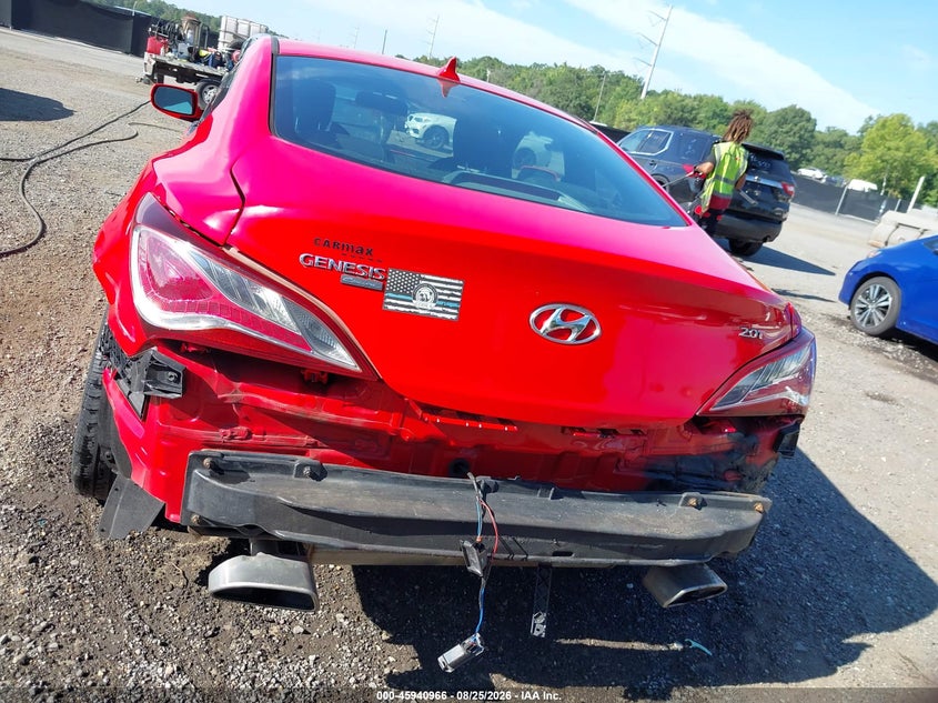 2013 HYUNDAI GENESIS auction photo 6
