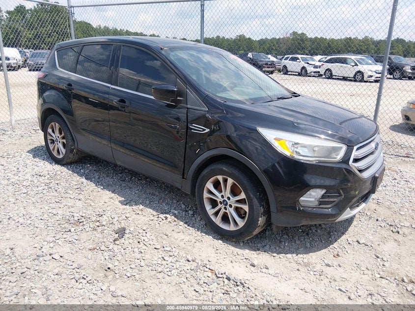 Vin: 1fmcu9g93hua73552, lot: 46440151, ford escape se 2017 img_1