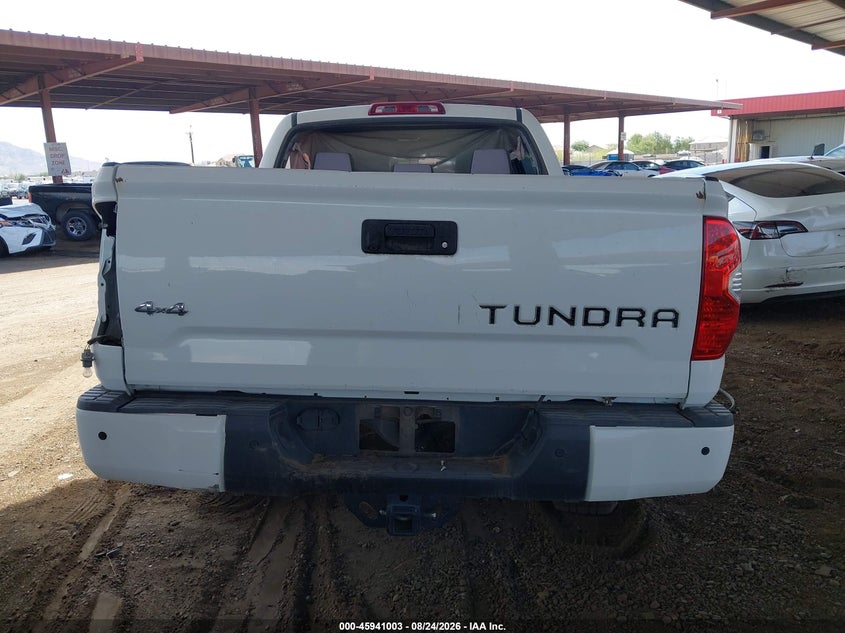TOYOTA TUNDRA - zdjęcie 15