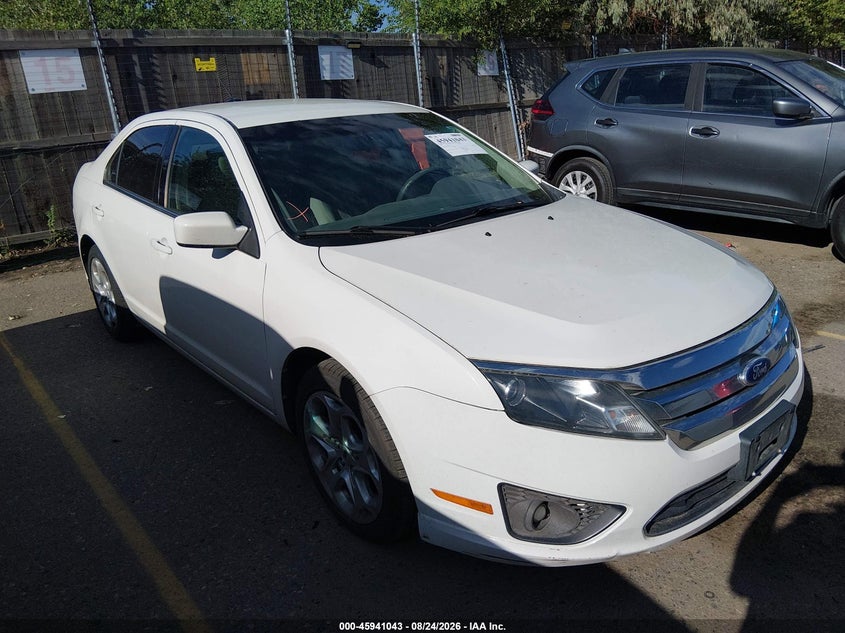 Vin: 3fahp0hg3ar341271, lot: 46440215, ford fusion se 2010 img_1