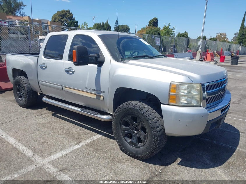 2011 CHEVROLET SILVERADO 1500 auction photo 1