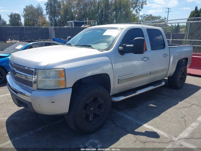 2011 CHEVROLET SILVERADO 1500 auction photo 2