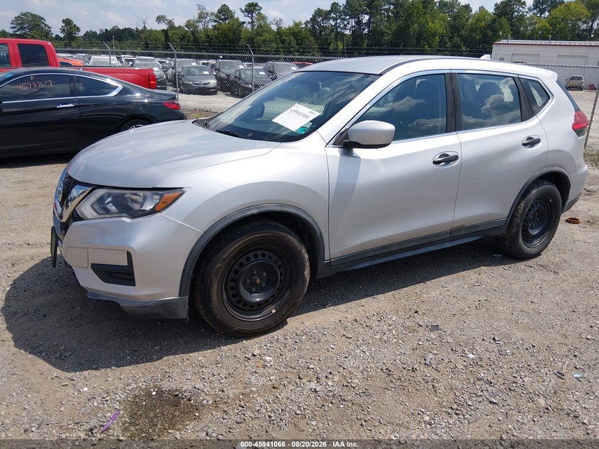 2017 NISSAN ROGUE auction photo 2