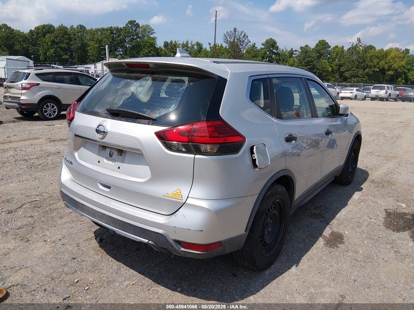 2017 NISSAN ROGUE auction photo 4