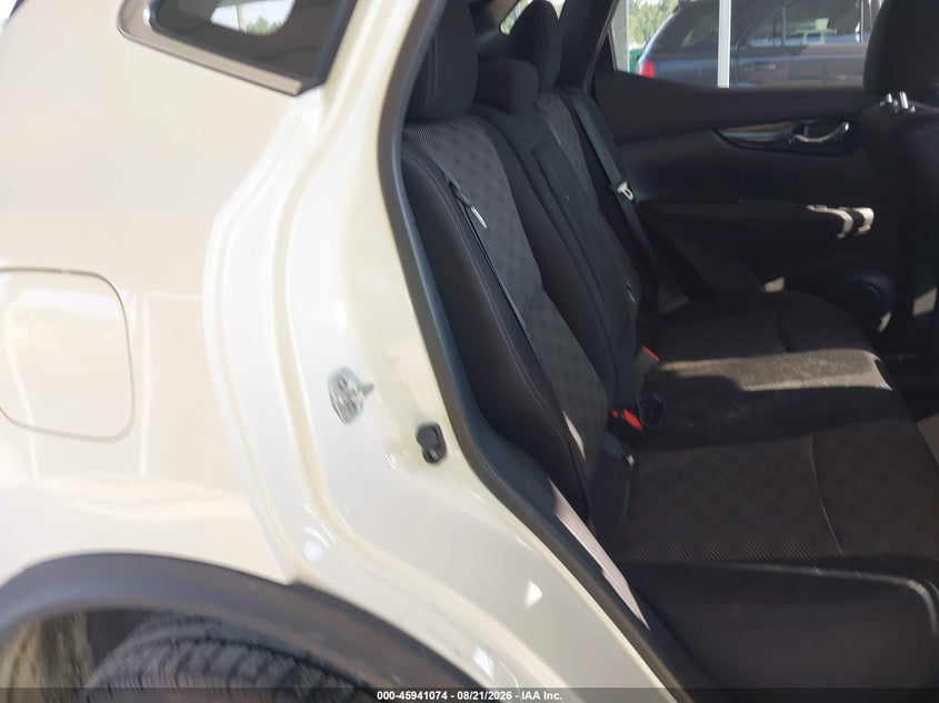 NISSAN ROGUE SPORT 2017 VIN JN1BJ1CP3HW021991