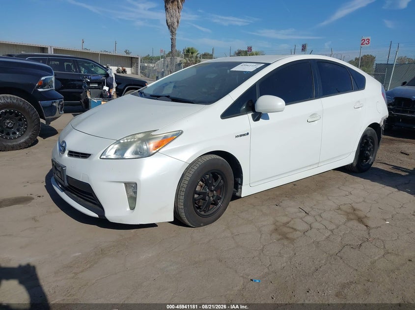 2014 Toyota Prius, Left Rear, IAAI, VIN JTDKN3DUXE0384983 — photo 2