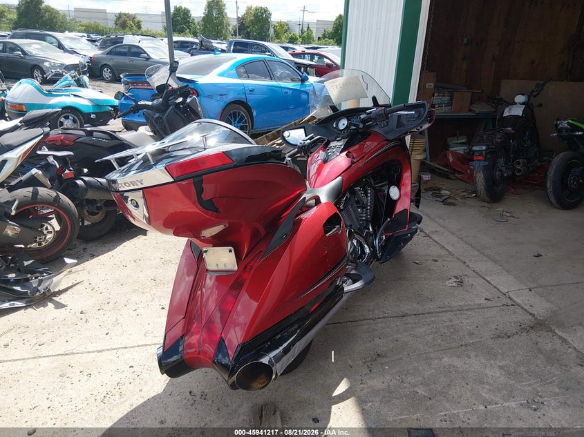 2012 VICTORY MOTORCYCLES VISION auction photo 4