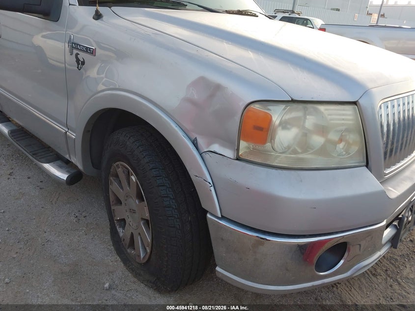 2006 LINCOLN MARK LT auction photo 6