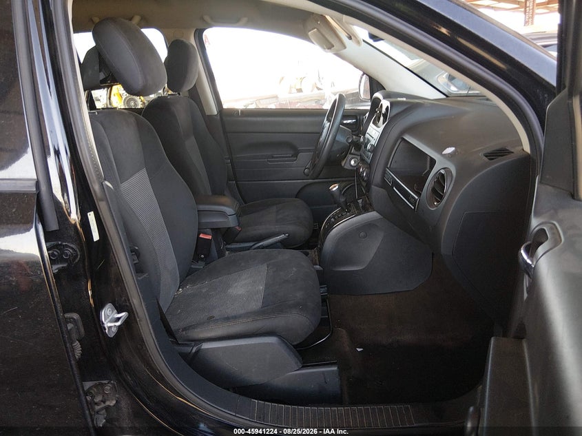 2015 JEEP COMPASS auction photo 5