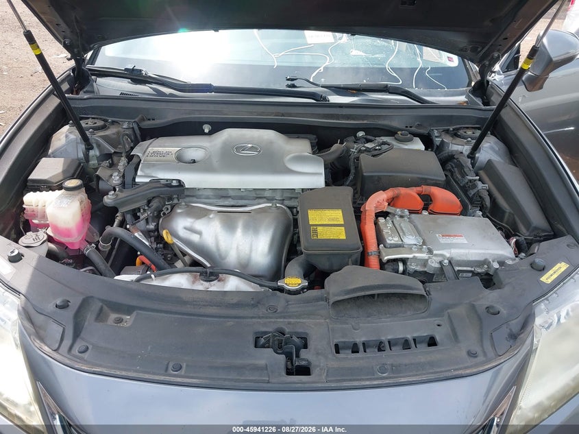 2013 LEXUS ES 300H · Фото 10