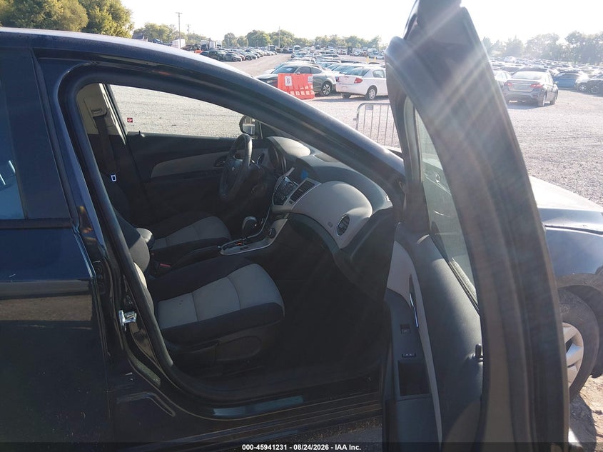 2016 CHEVROLET CRUZE LIMITED auction photo 5