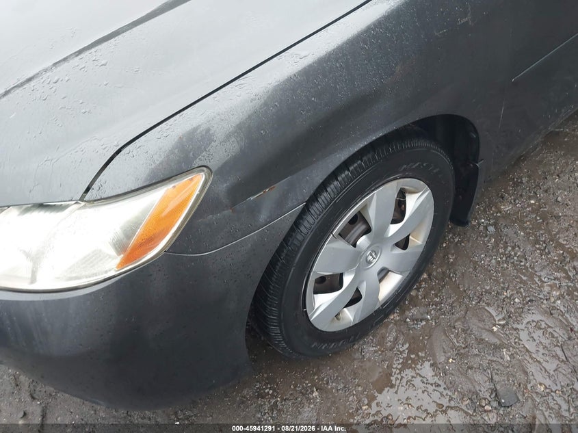 2009 TOYOTA CAMRY auction photo 6