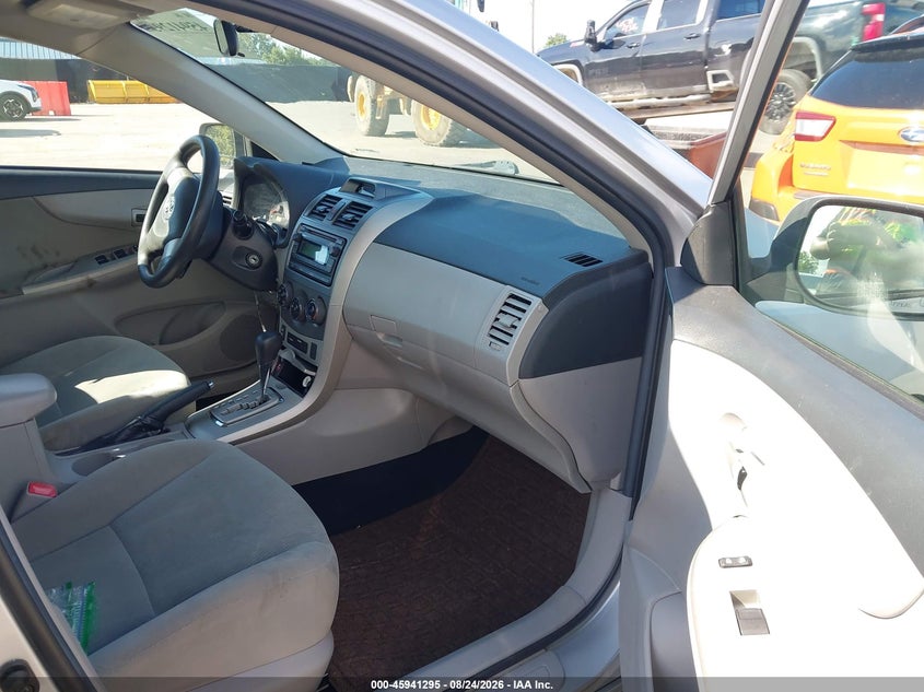2012 TOYOTA COROLLA auction photo 5